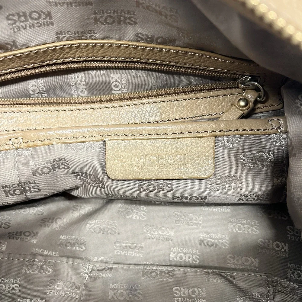 Michael Kors Austin Pebbled Leather Satchel Bag Hobo Shoulder Bag‎ Gold Hardware